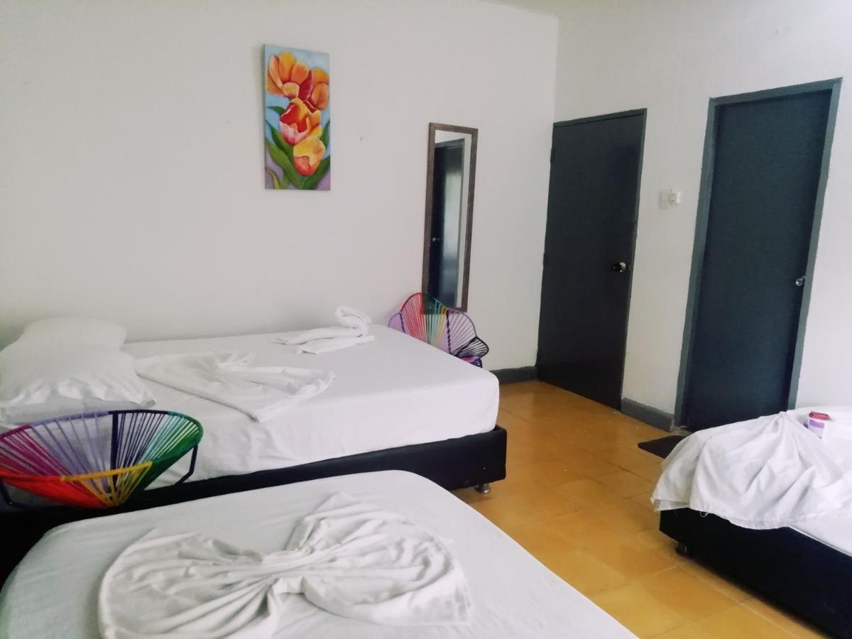 Bed and Breakfast Camping Castilletes Parque Tayrona Ель-Зайно Екстер'єр фото